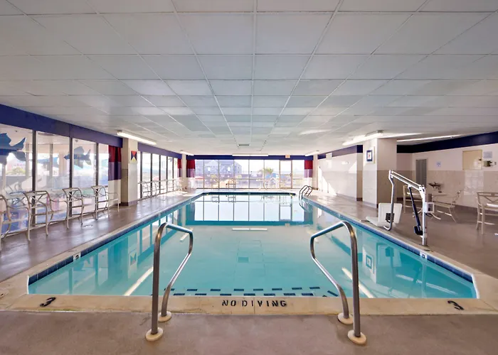 Grand Ocean Oceanfront Hotel