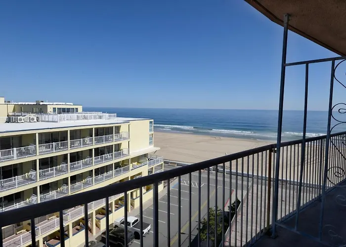 Hotel Grand Ocean Oceanfront